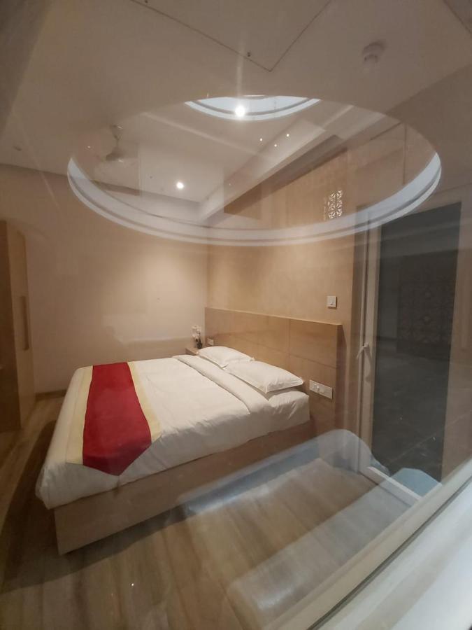 Acco Grand Hotel Lucknow Zewnętrze zdjęcie
