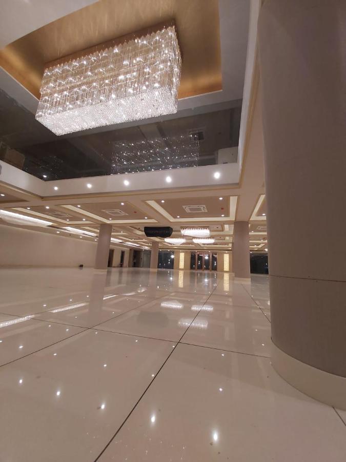 Acco Grand Hotel Lucknow Zewnętrze zdjęcie